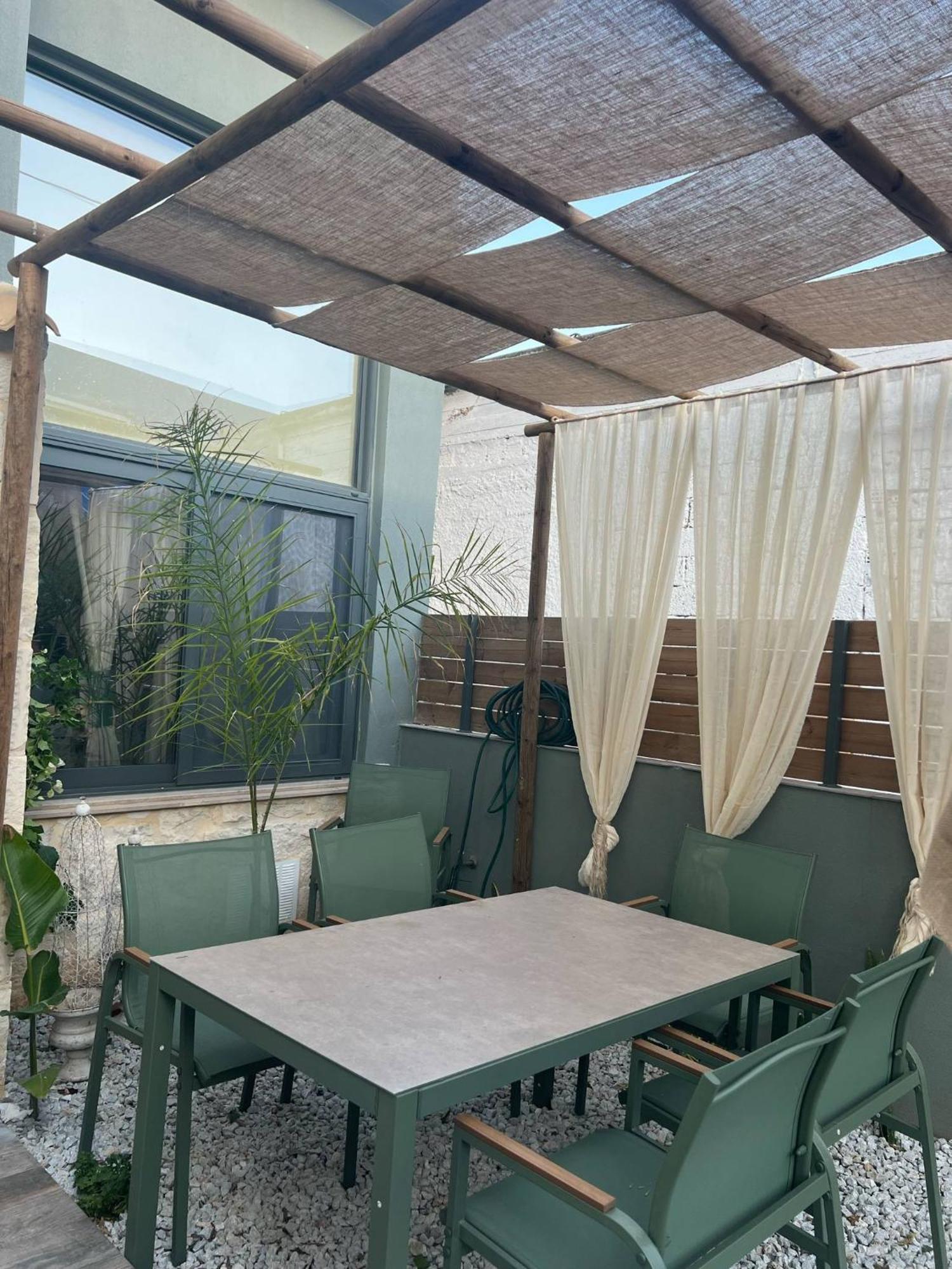 Panos Luxury Apartment Iraklio Exterior foto