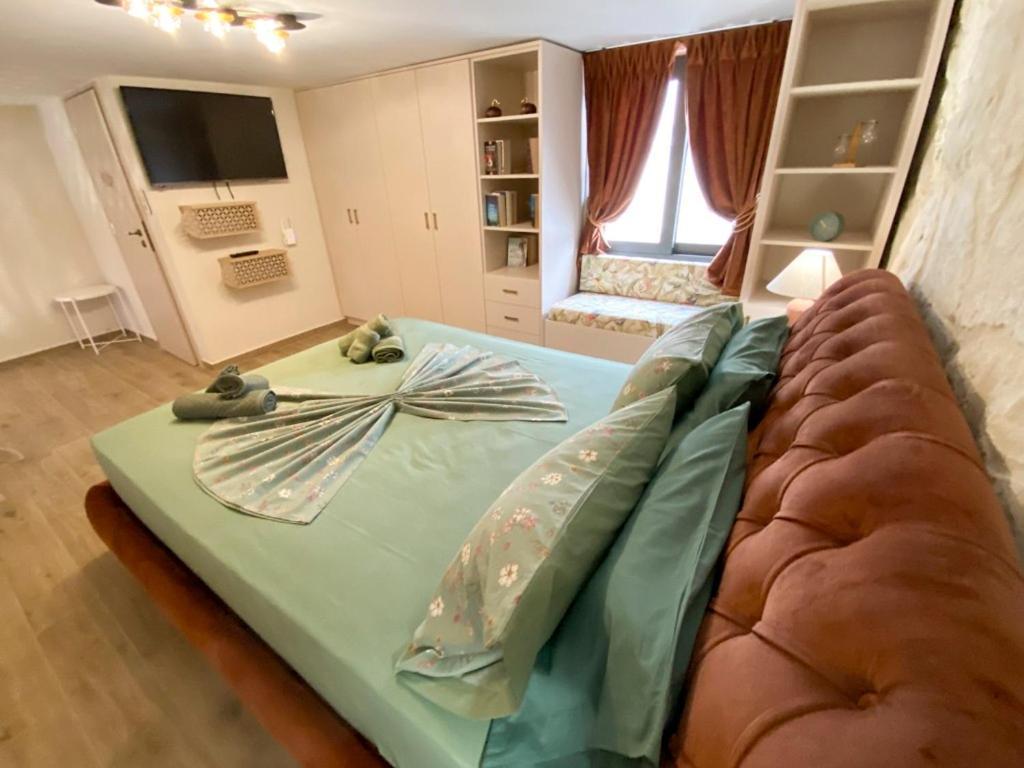 Panos Luxury Apartment Iraklio Exterior foto